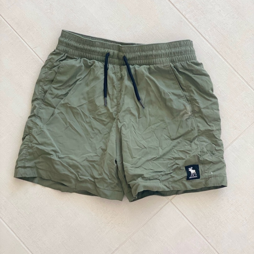 Abercrombie kids Above The Knee pool to play shorts size 11/12
